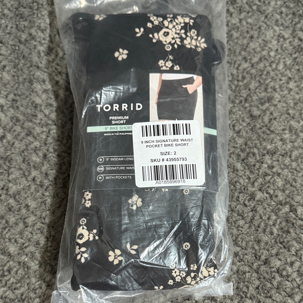 Torrid Black and Cream Floral Bike Shorts